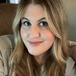 Meet your Posher, Kaitlin